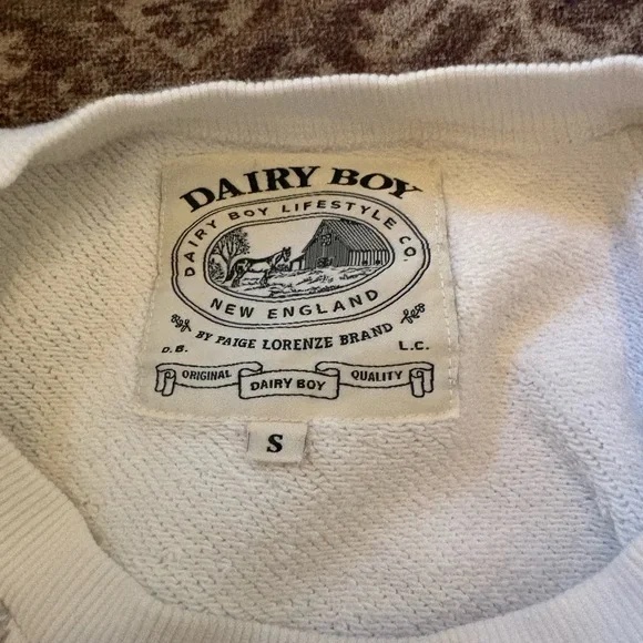 Dairy Boy Woodland camo sweatshirt small - Picture 2 of 3